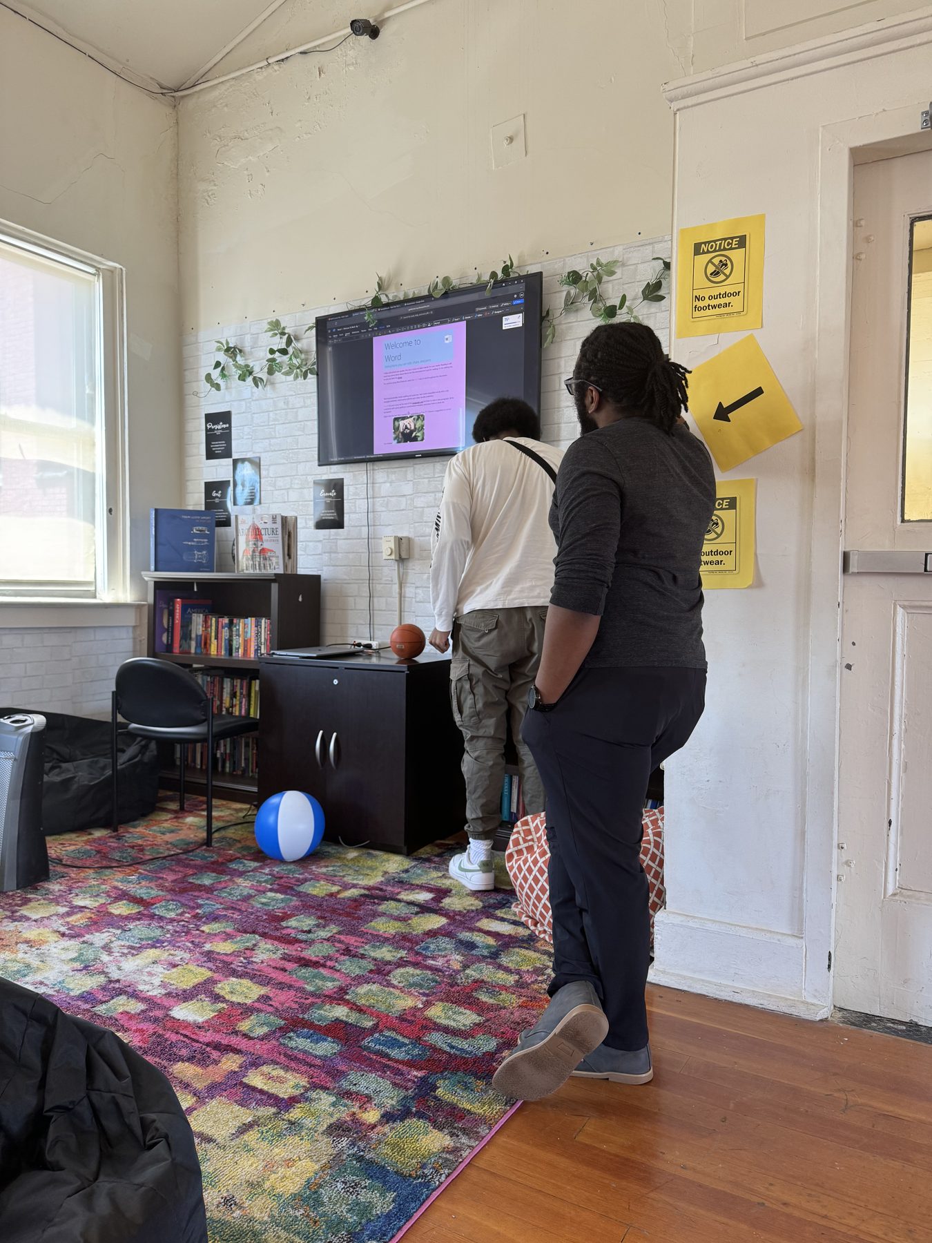 Career Labs participants arriving for a session